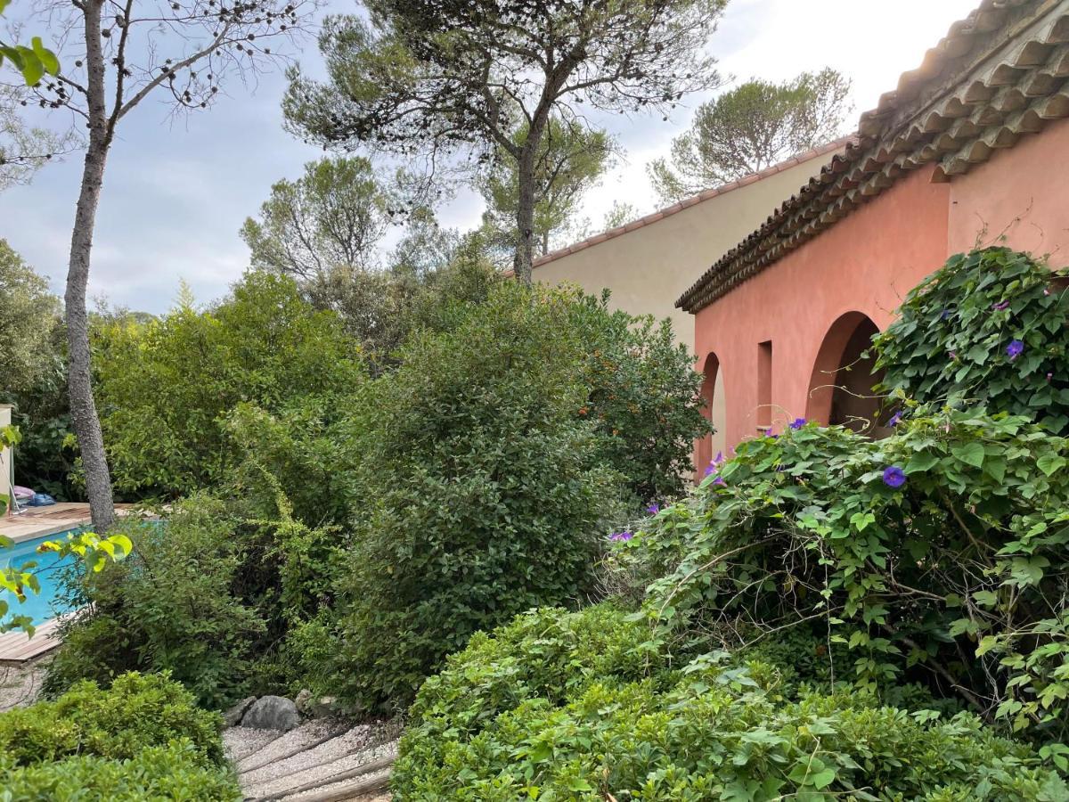 Hotel Oustal Du Pic Saint Loup Exterior foto